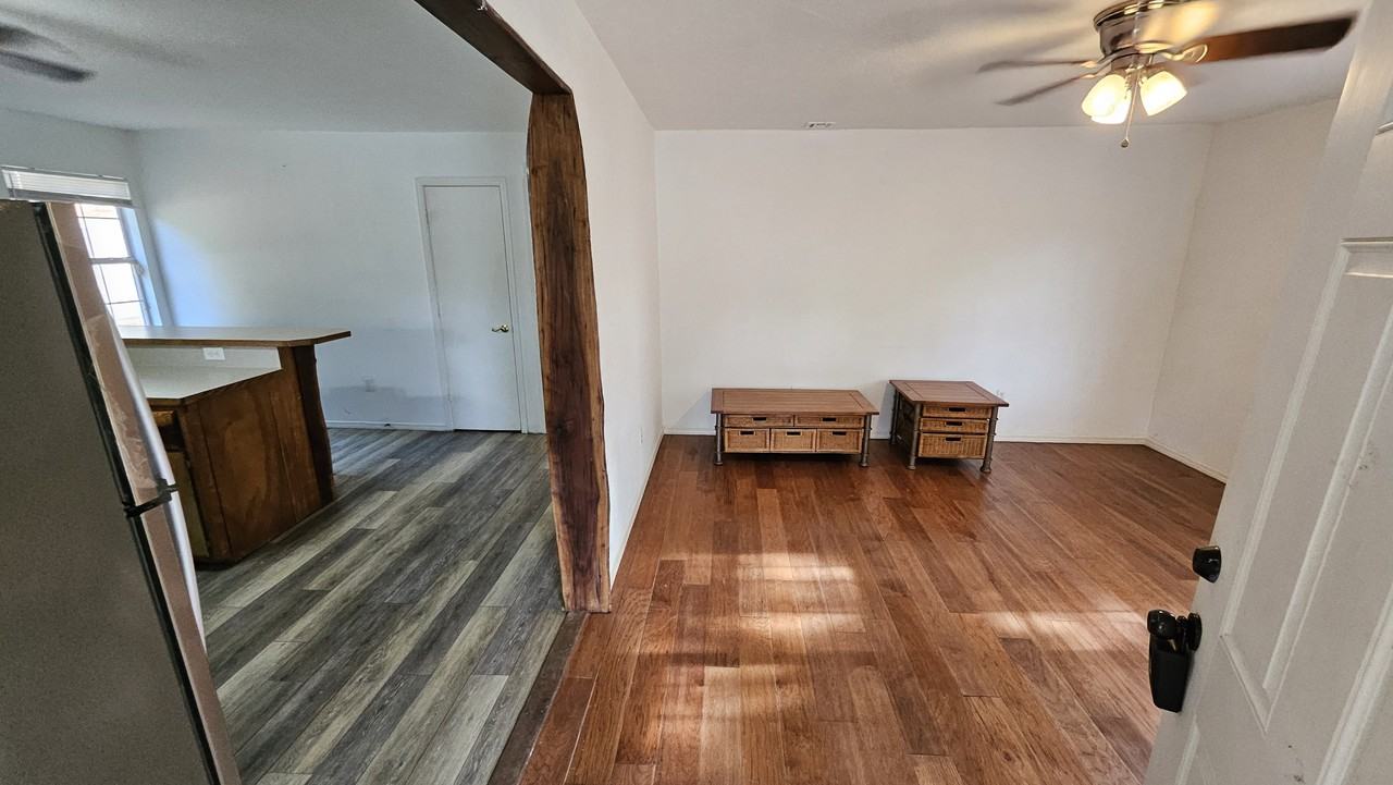 1003 E Oakland St #NA - Photo 5 of 14