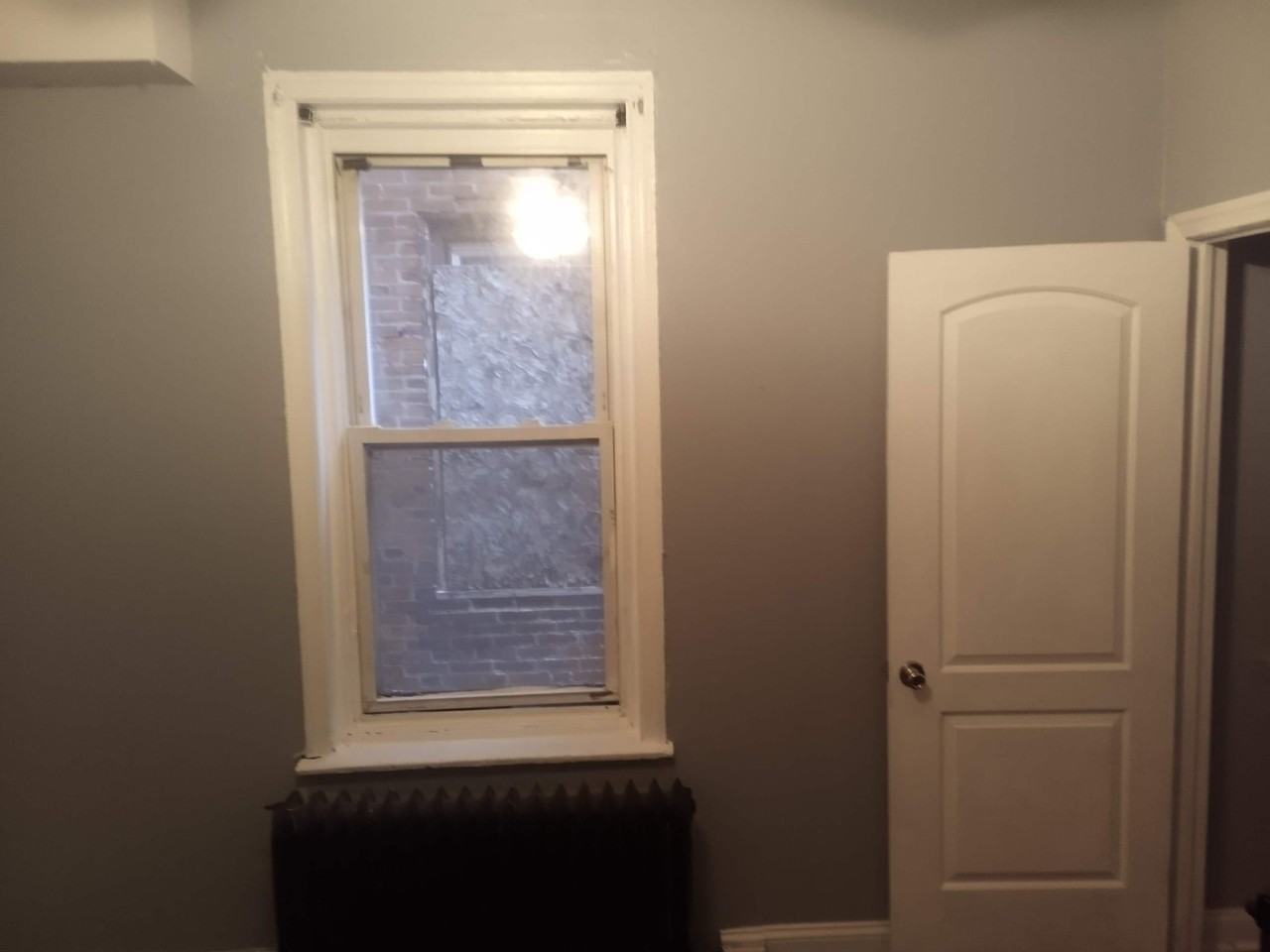 5247 Spruce St #2B - Photo 4 of 7