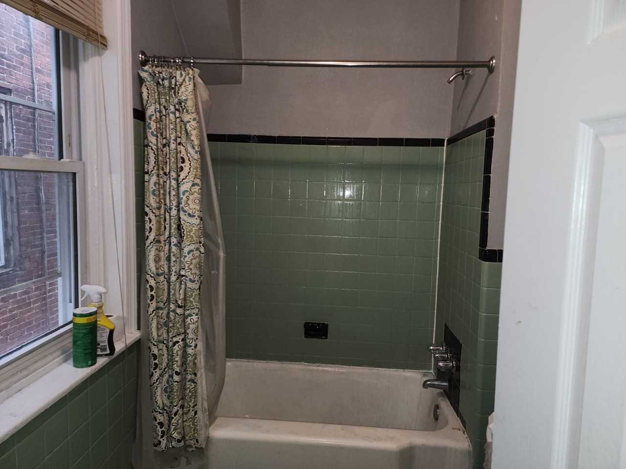 5247 Spruce St #2B - Photo 7 of 7