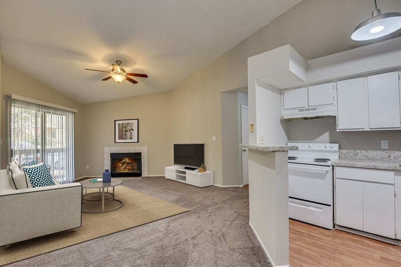 Champions Pines Apartments - Photo 7 of 37