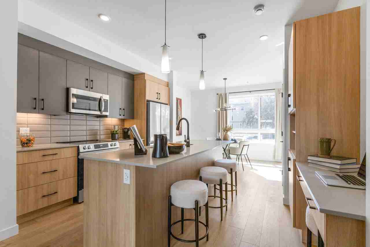 15228 98 Ave Nw #15228MAIN2 - Photo 2 of 27