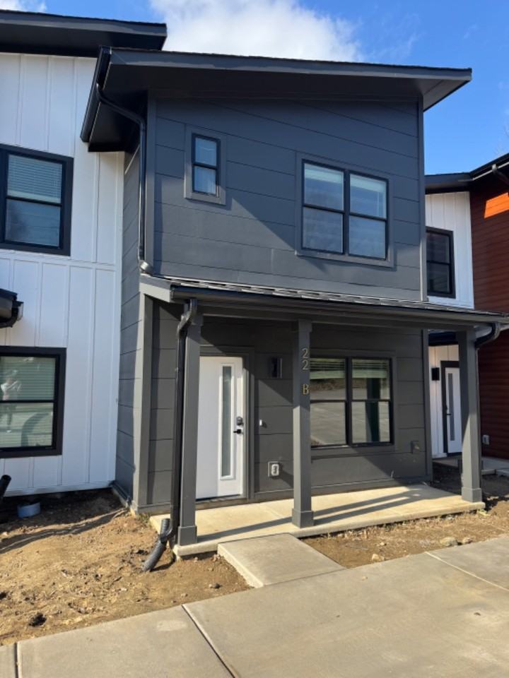 228 Kluttz Ct SW - Photo 6 of 9