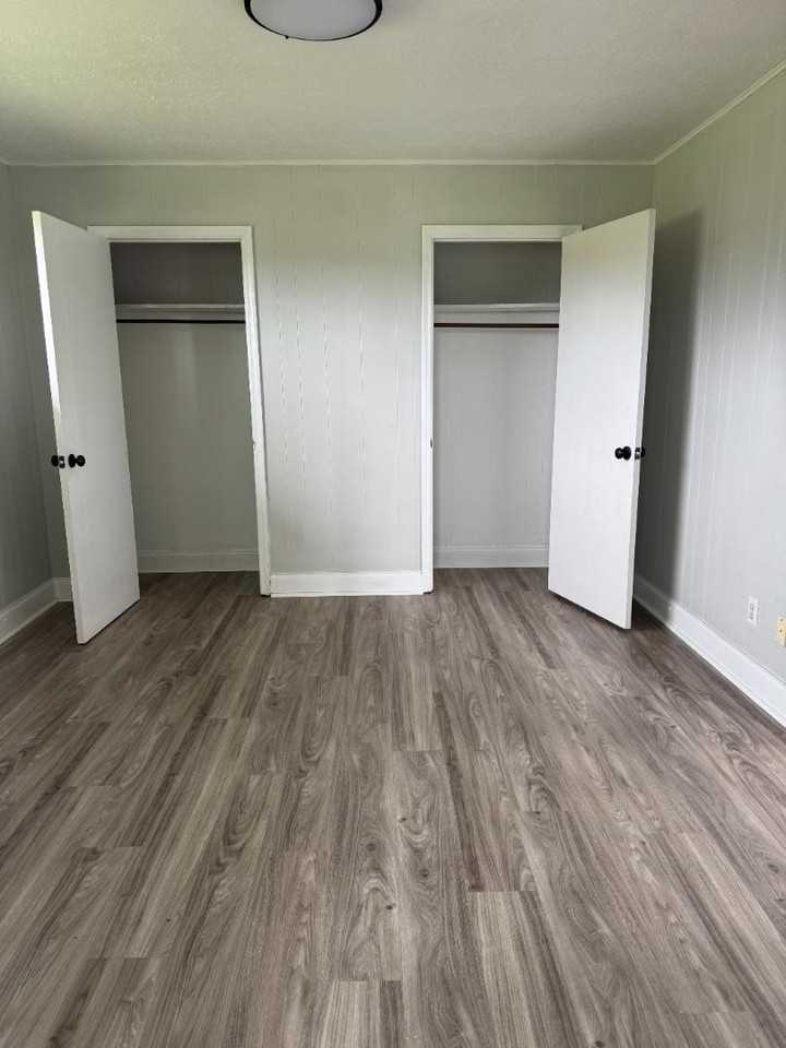 111 Roseview Dr - Photo 7 of 9