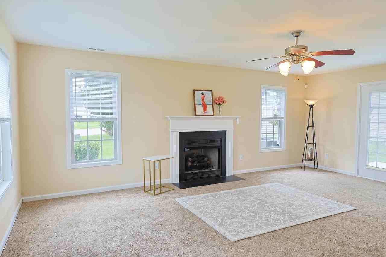 1945 Caviness St - Photo 5 of 13
