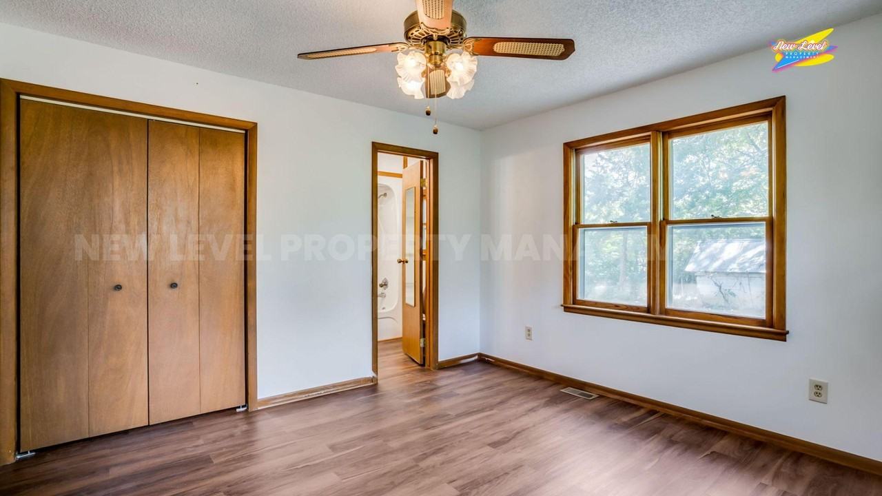 10509 Sw Us Highway 54 - Photo 6 of 20