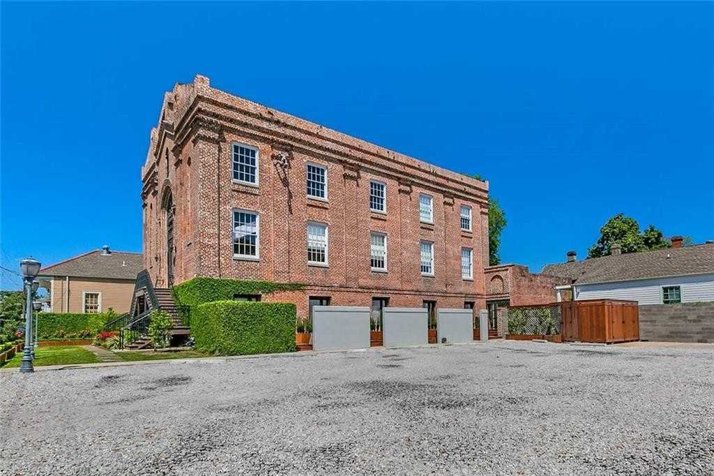 709 Jackson Ave Apt 103