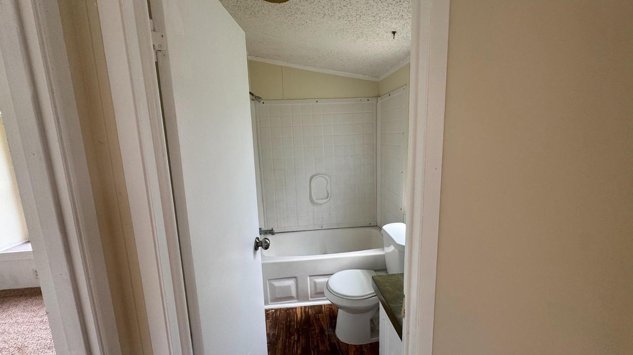 157 Guadalupe St - Photo 3 of 7