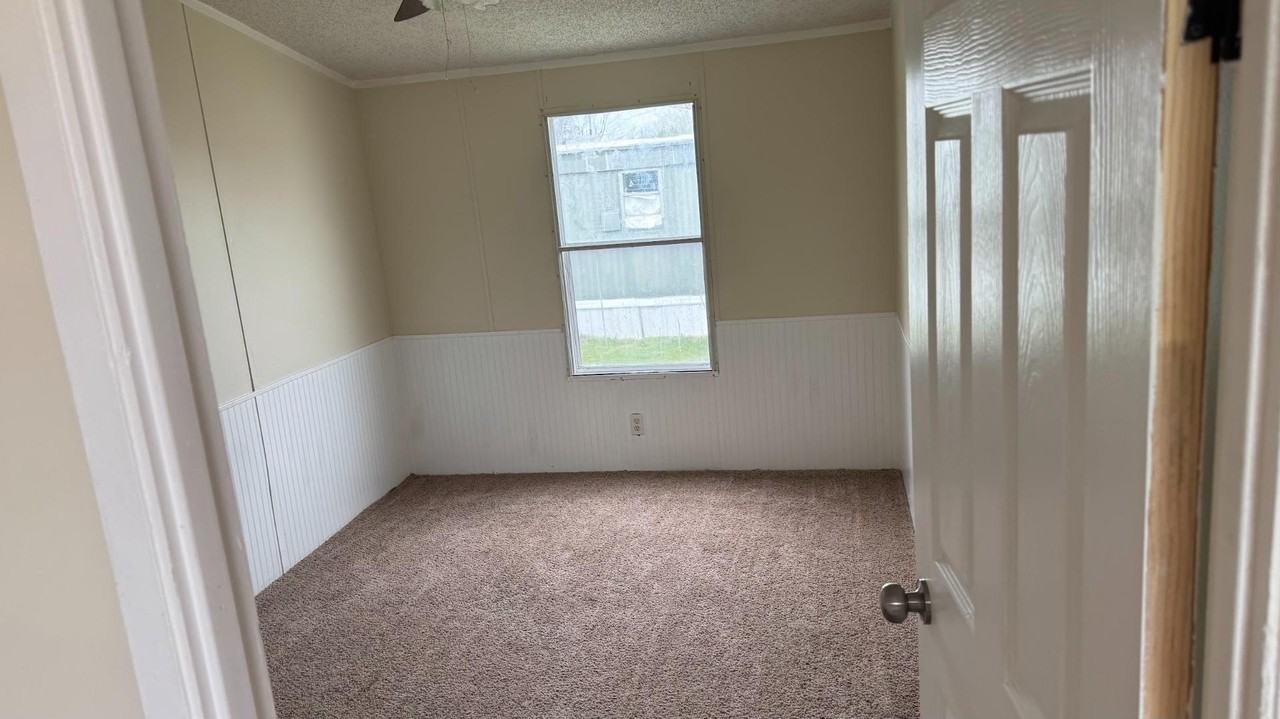 157 Guadalupe St - Photo 5 of 7