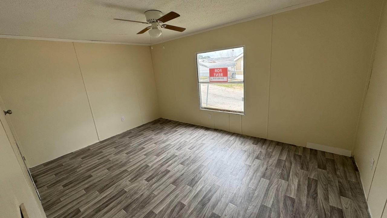 161 Guadalupe St - Photo 6 of 6