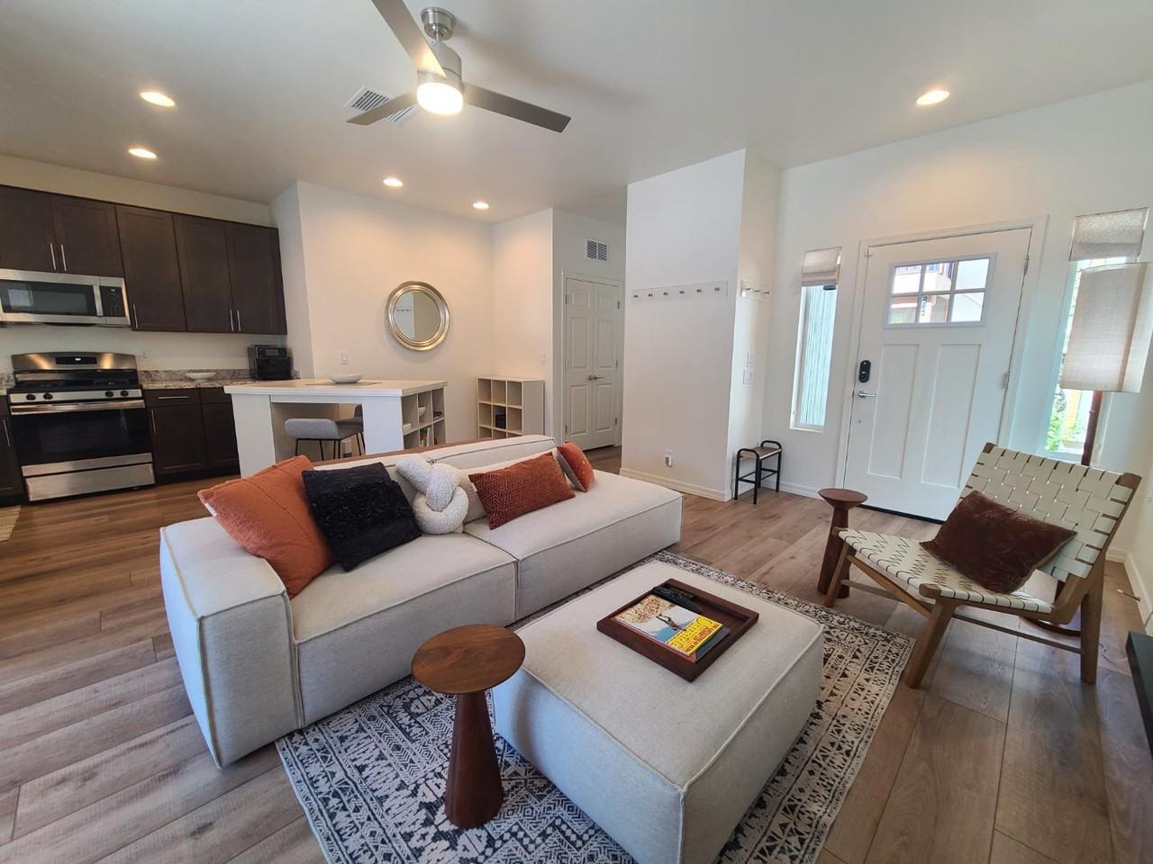 3001 E Butler Ave - Photo 6 of 20