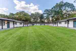 featured image of 423 Mellon St