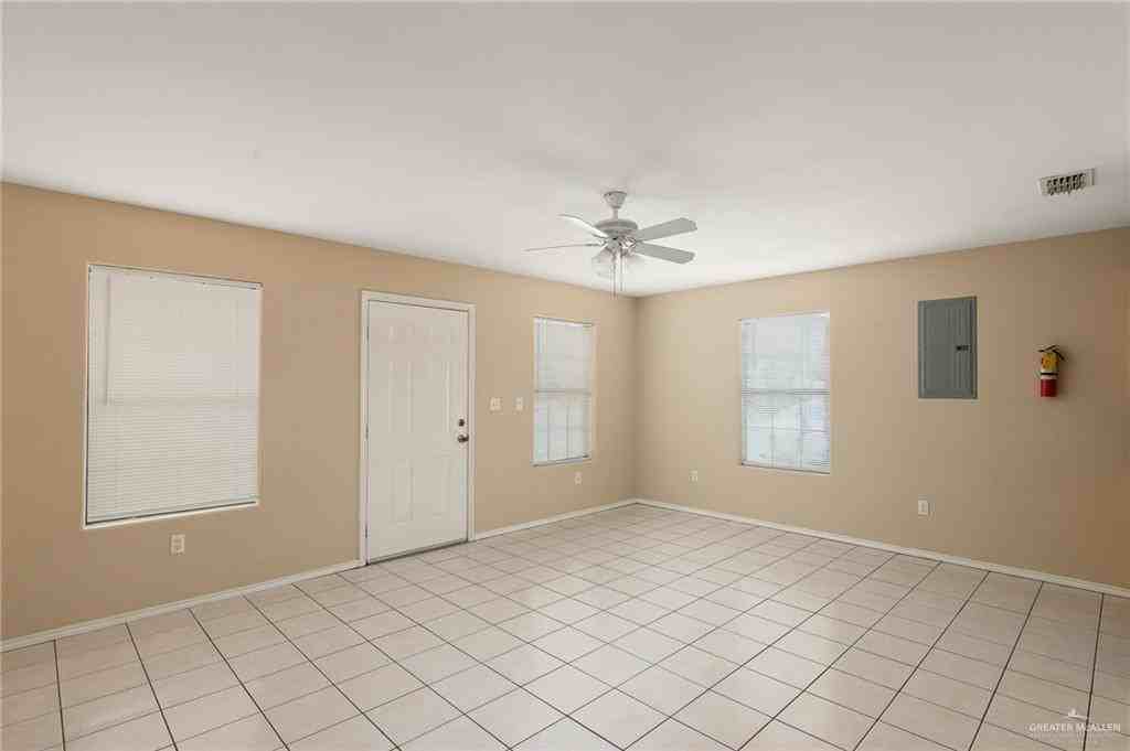 200 RC Champion St - Photo 5 of 10