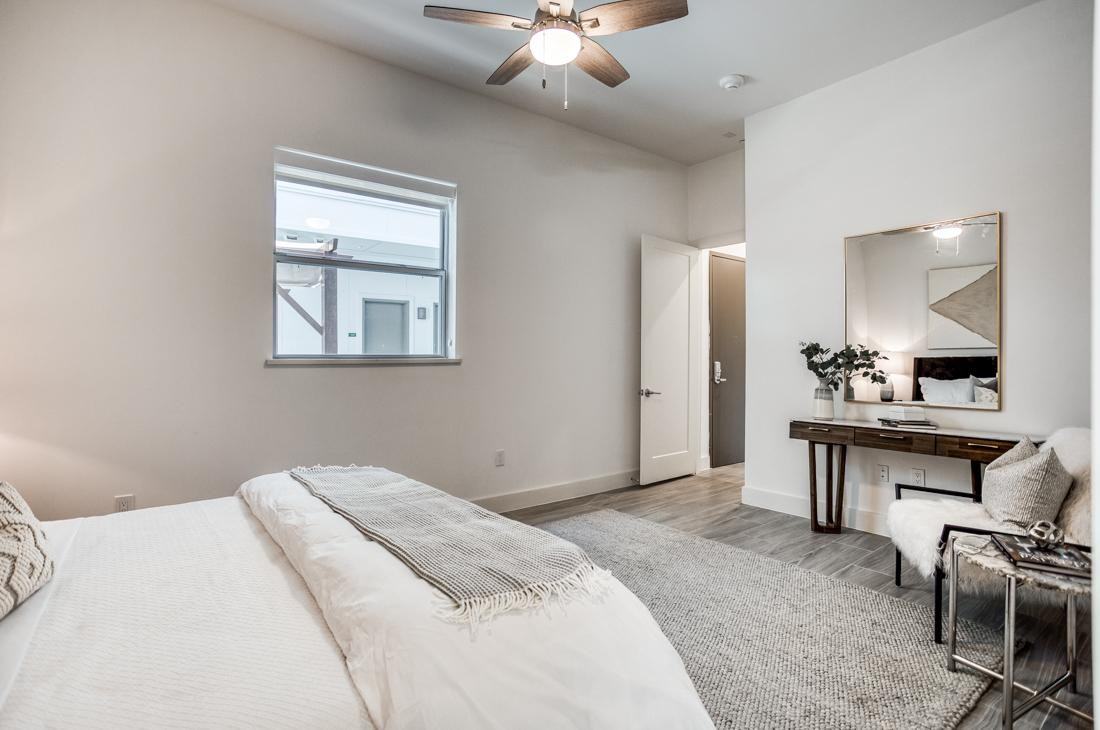 1100 Peters Street - Photo 2 of 31