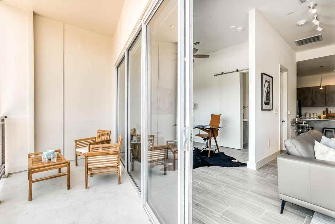 1100 Peters Street - Photo 5 of 31