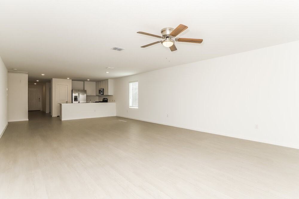 15467 Jake Xing - Photo 5 of 16