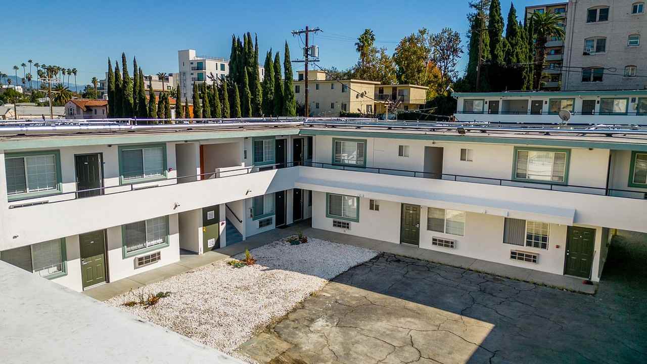 2025 W 3rd Street - Photo 7 of 8