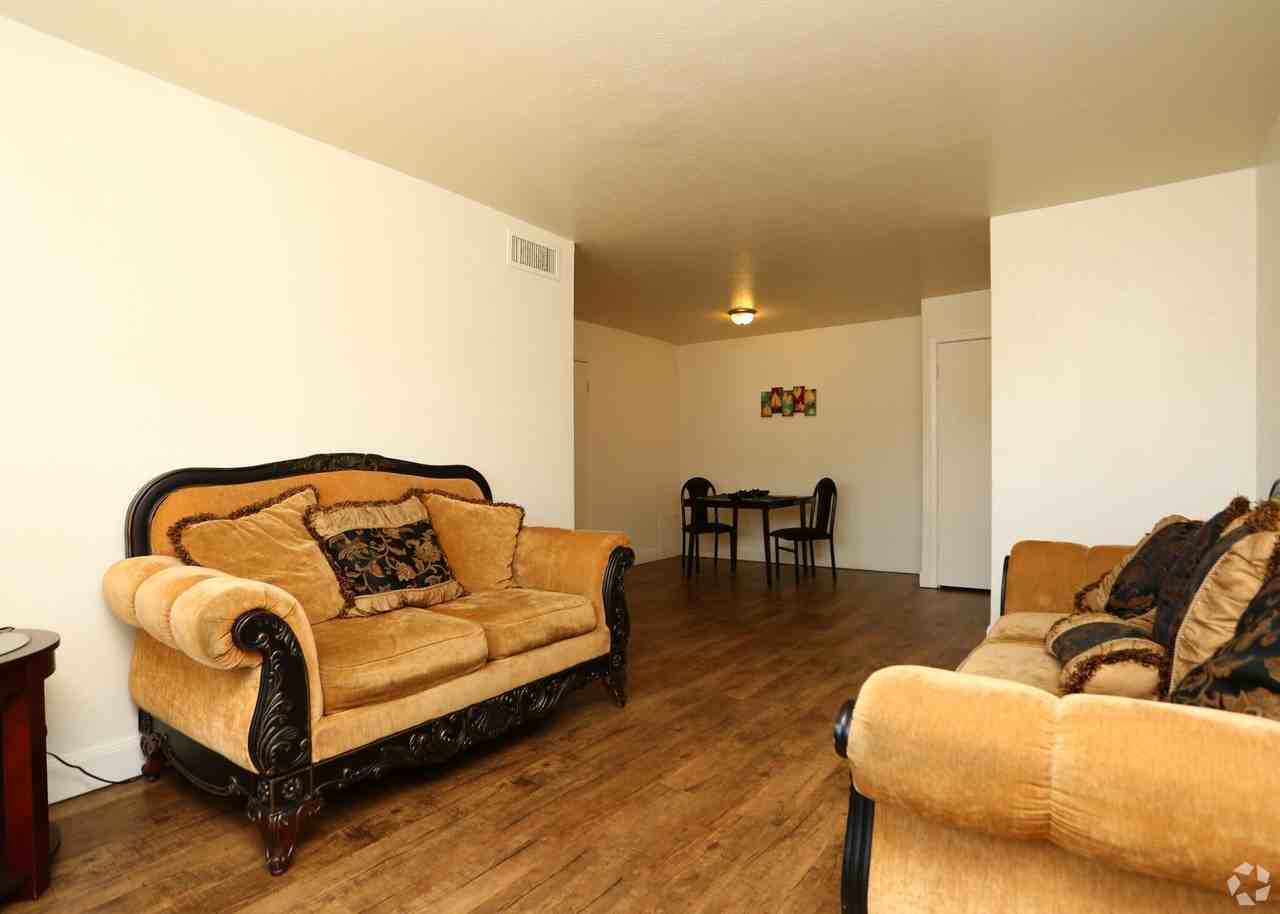 Waco Apartments - Photo 3 of 8