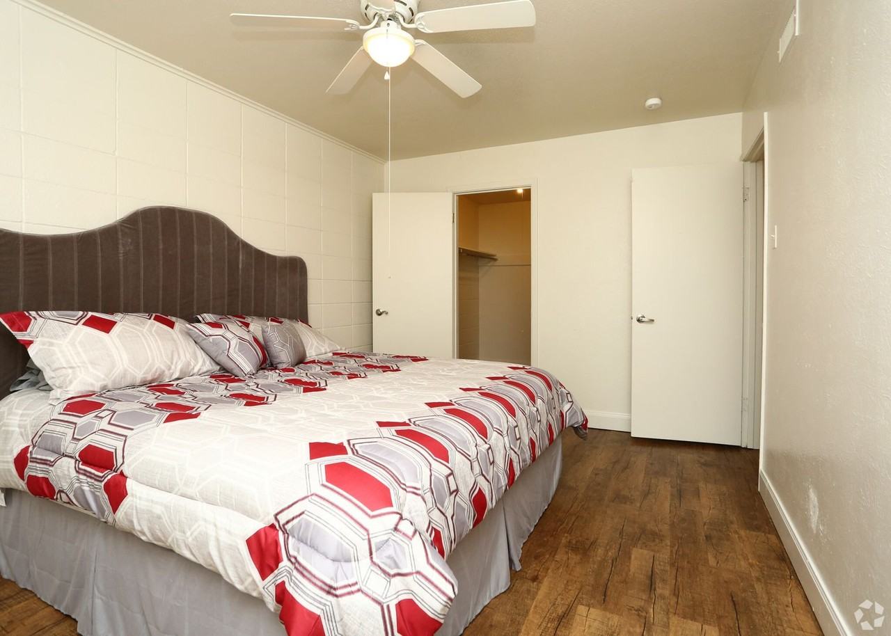 Waco Apartments - Photo 7 of 8