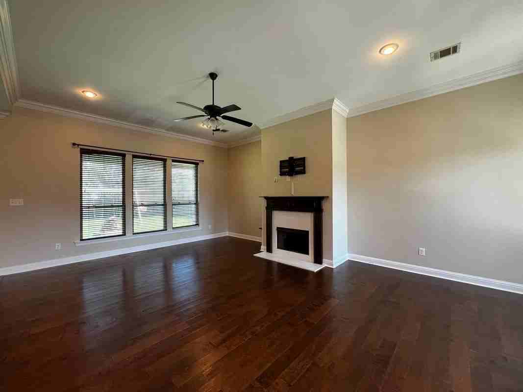 18168 Old Reserve Dr - Photo 3 of 17