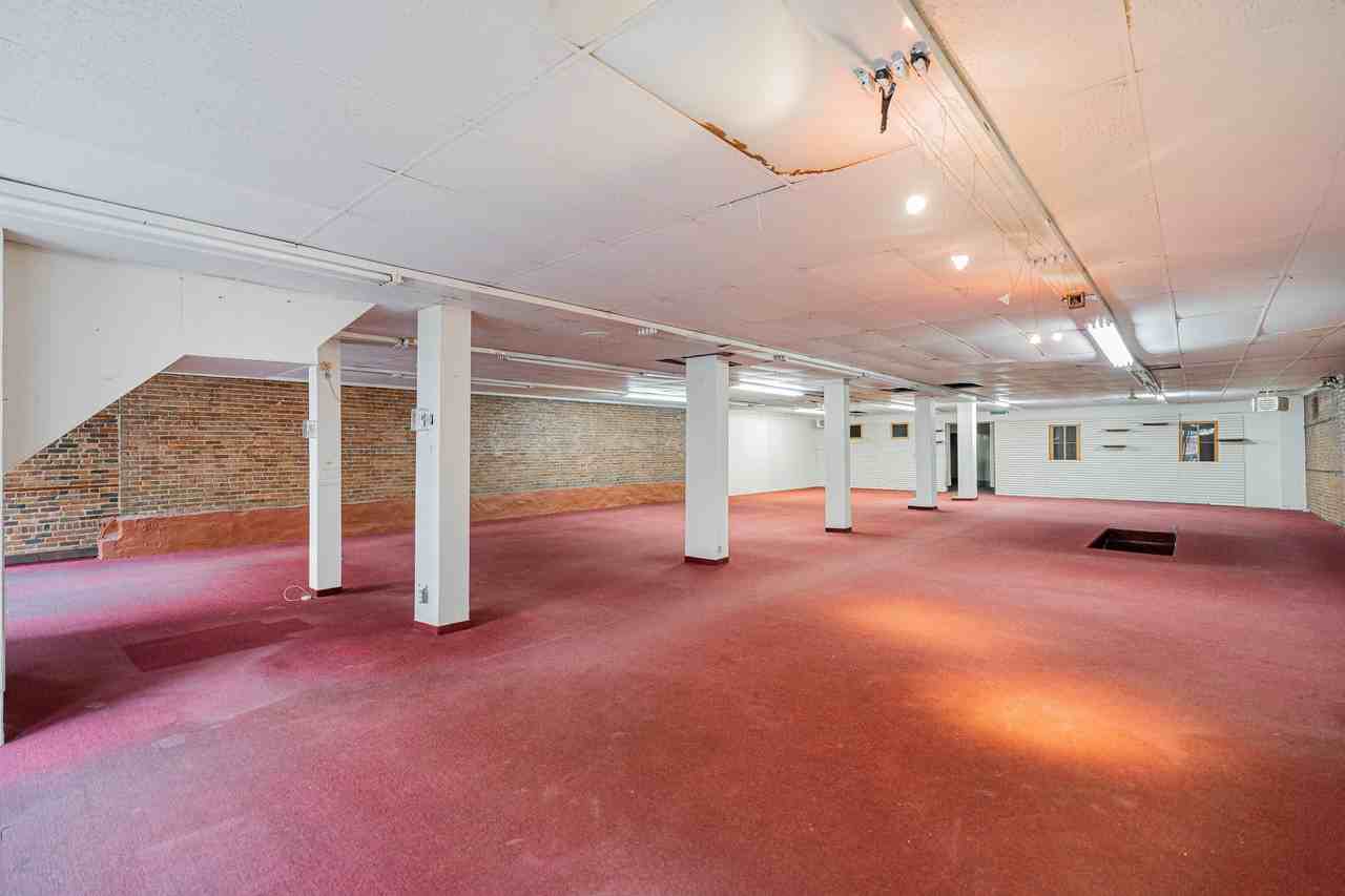 Rue Sainte-Catherine Est #3687CM - Photo 4 of 10