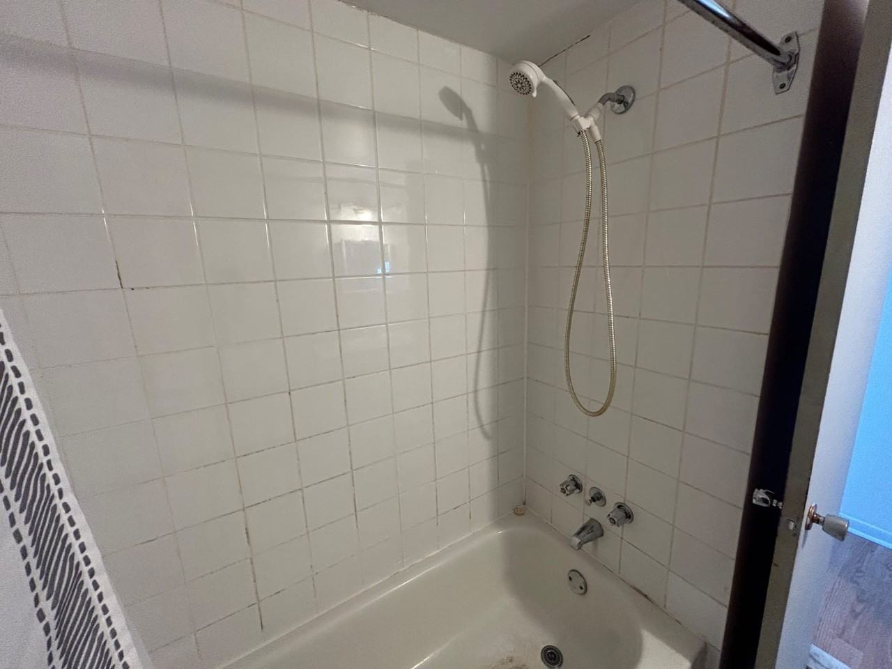 14380 Rue Montmartre #6 - Photo 2 of 10