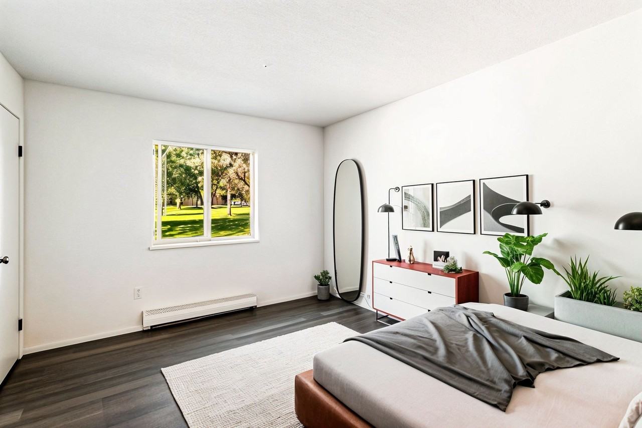 2915 Orchard Ave - Photo 4 of 26