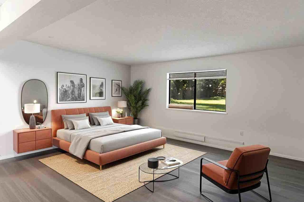 2915 Orchard Ave - Photo 5 of 26