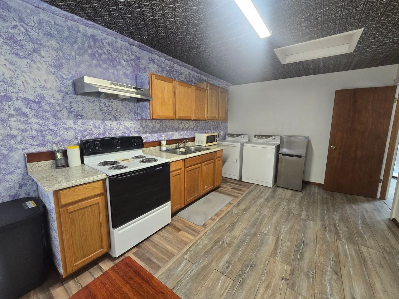 56 Sunset Ln #B - Photo 2 of 22