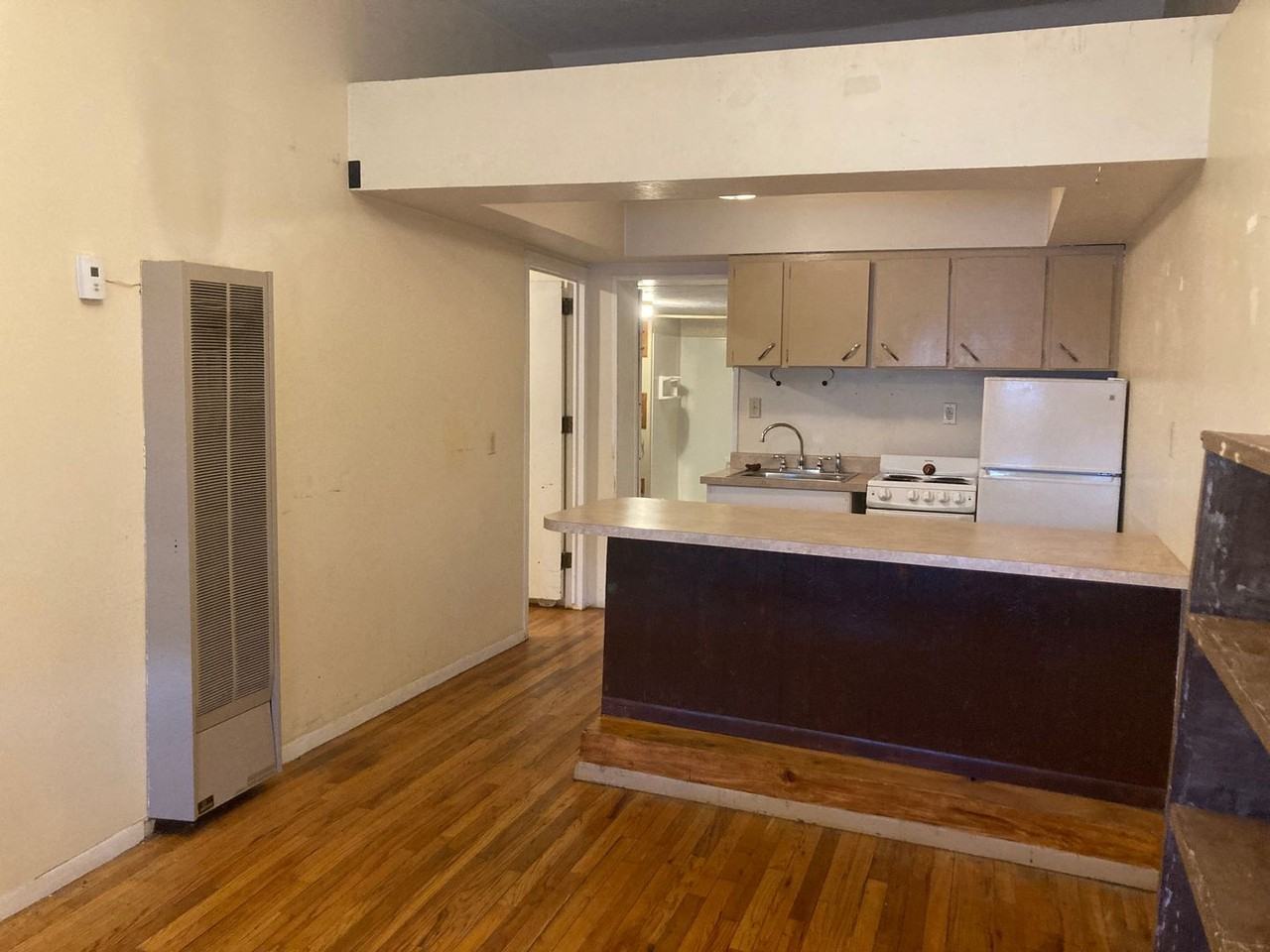 646 E 2nd St - Photo 2 of 10