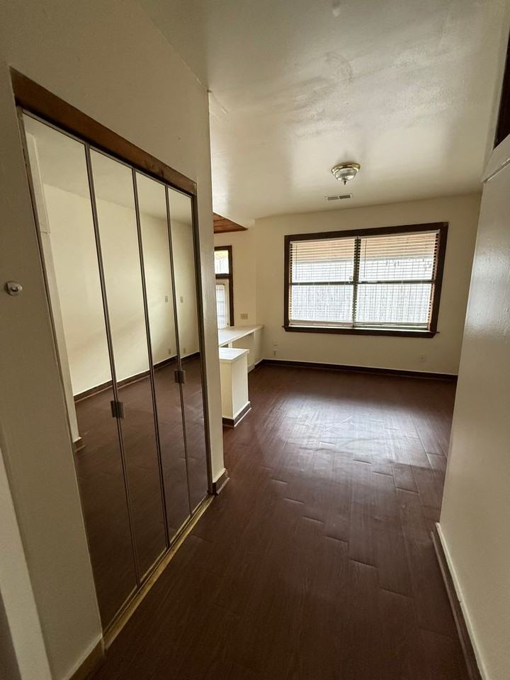 8462 Bayou Fountain Ave - Photo 2 of 15
