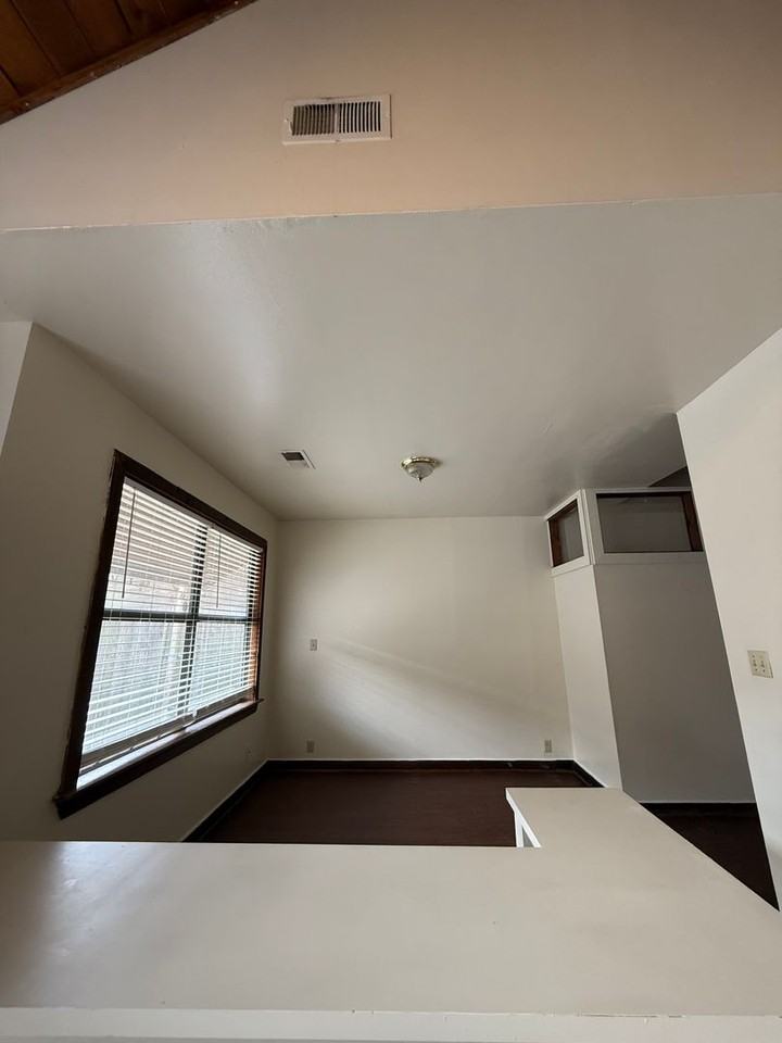 8462 Bayou Fountain Ave - Photo 7 of 15