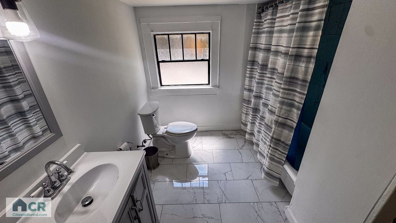 1601 Broadway St - Photo 4 of 13