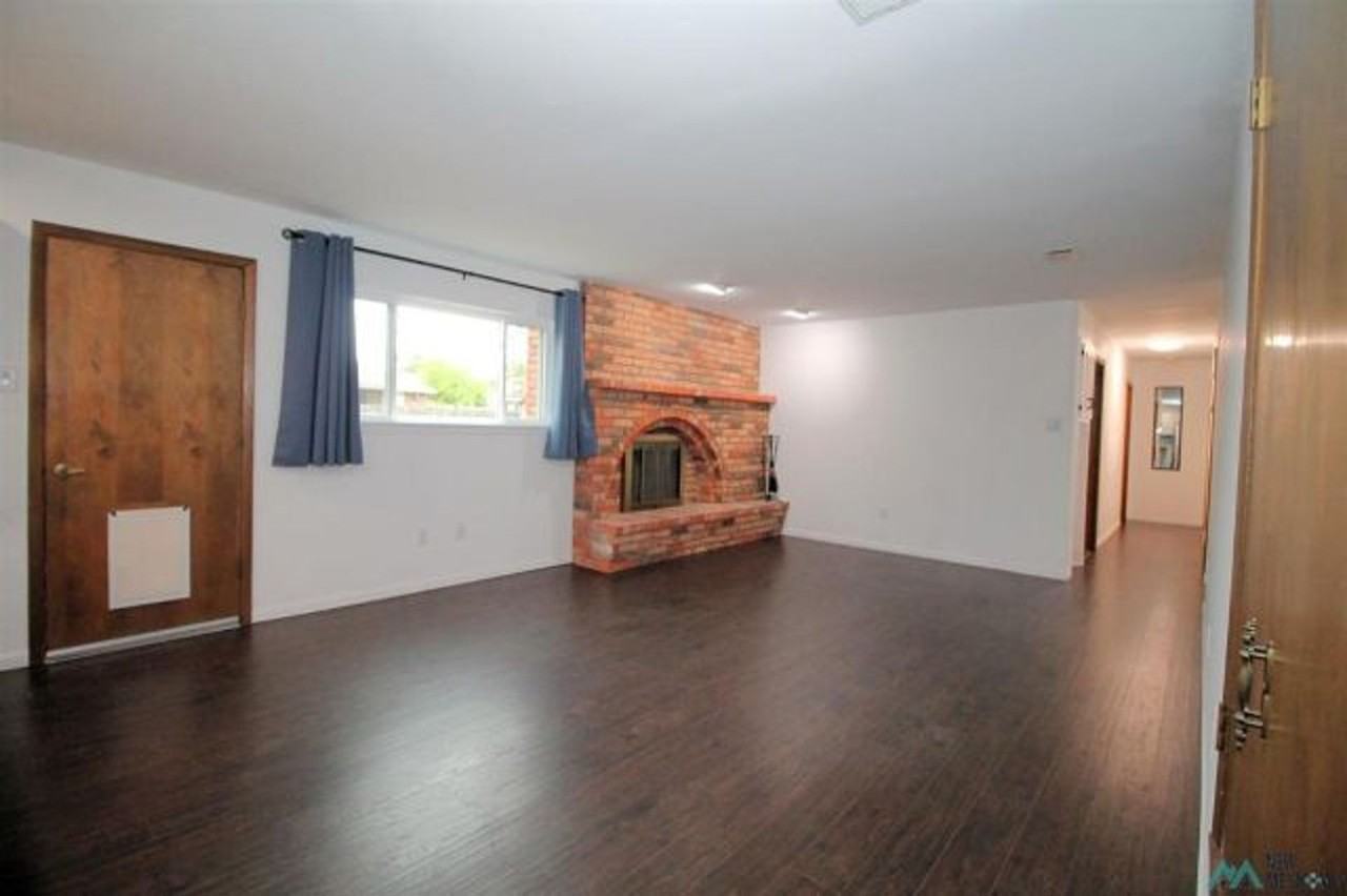 1321 Concord Rd - Photo 5 of 24
