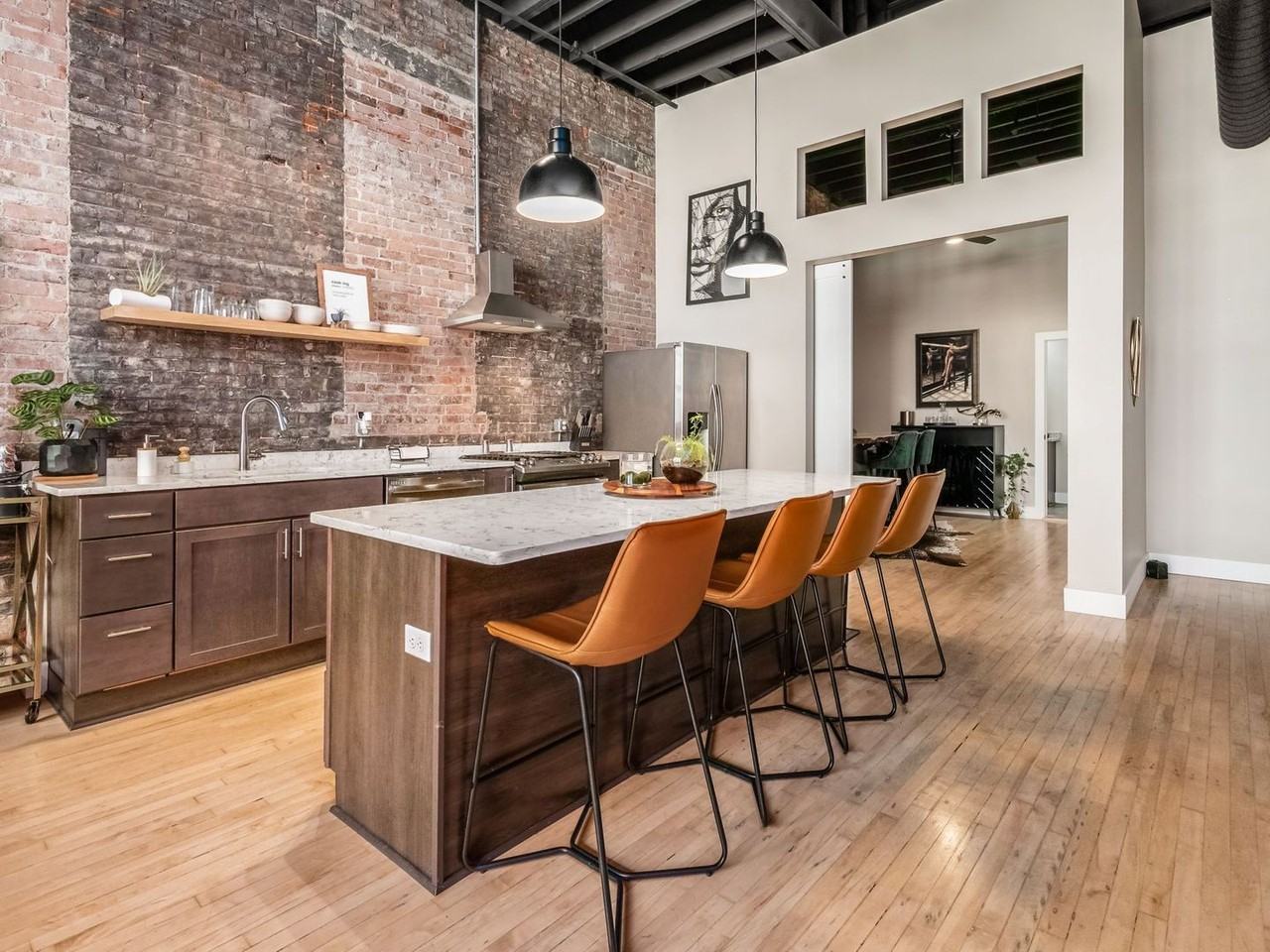 45 N Pearl St - Photo 3 of 23