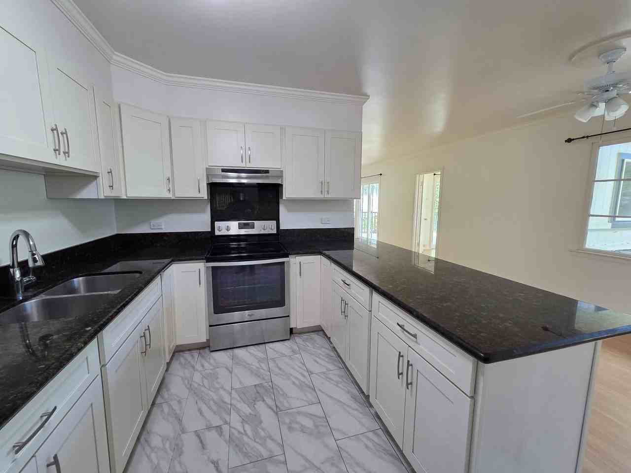 2969 Manoa Rd - Photo 2 of 26