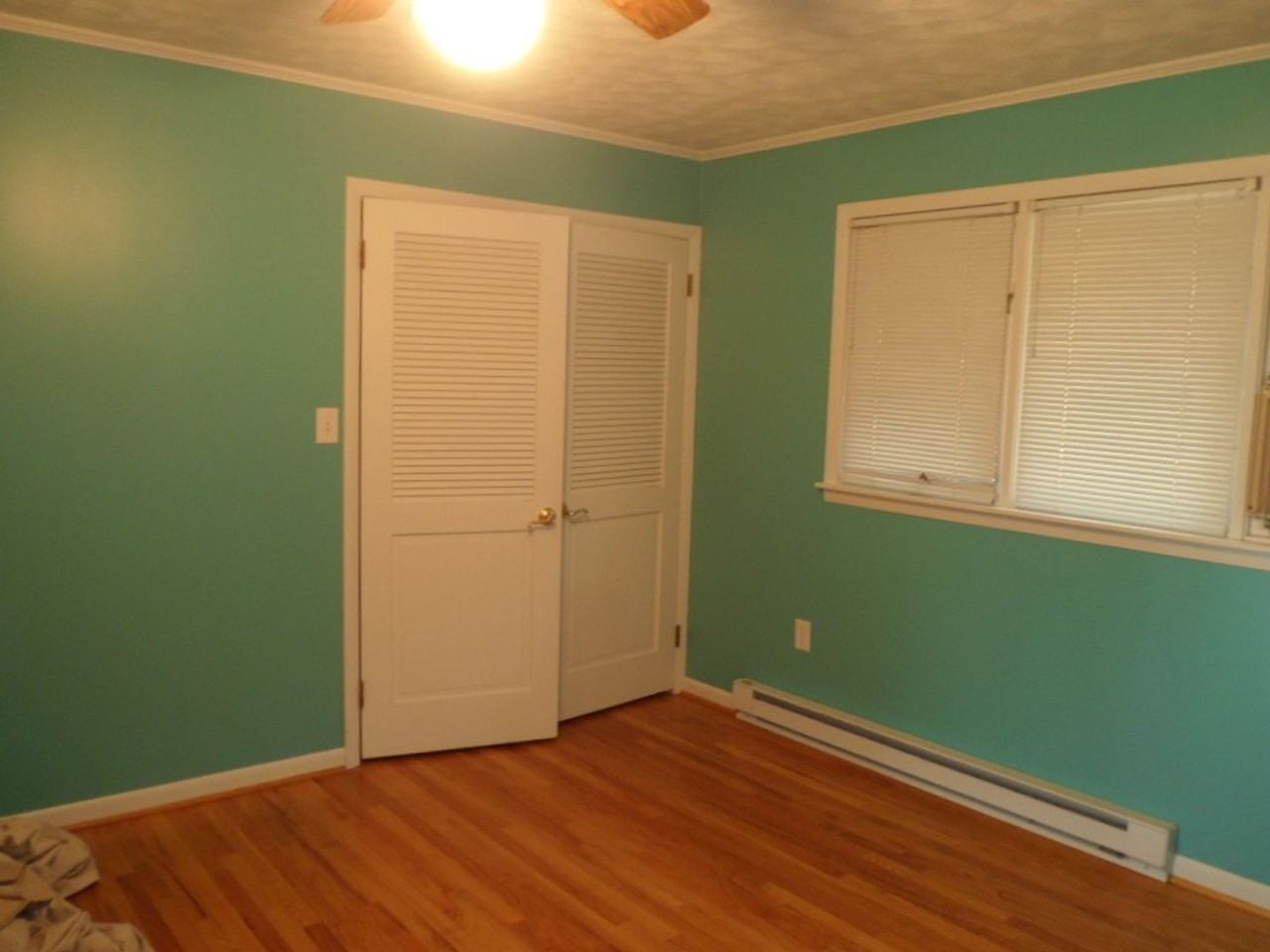 1068 Monteith Branch Rd - Photo 7 of 16