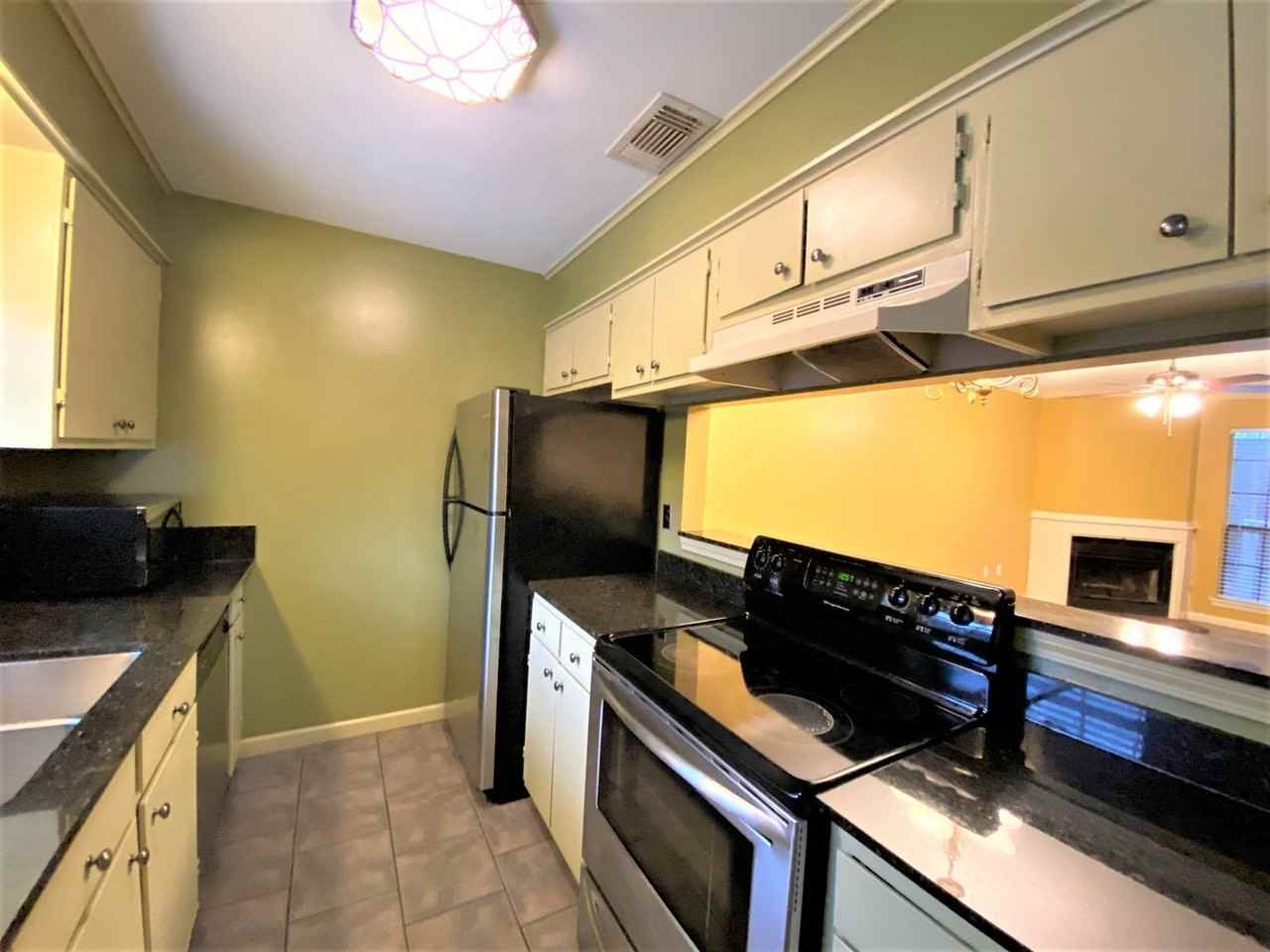 4384 Stumberg Ln - Photo 3 of 15