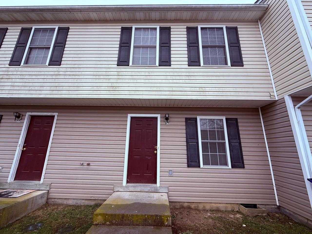 65 Majestic Dr - Photo 2 of 12