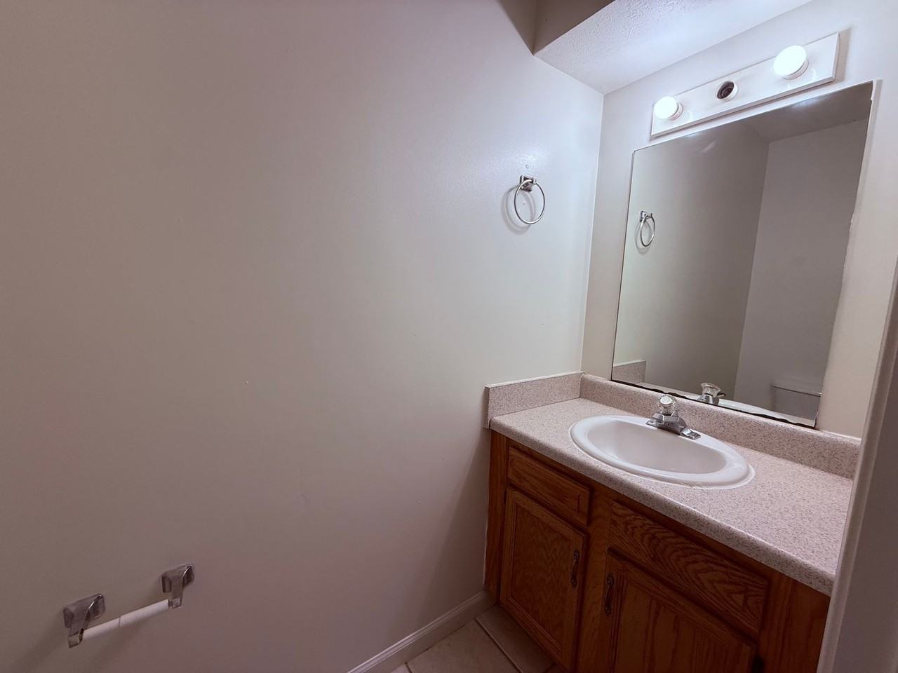 65 Majestic Dr - Photo 5 of 12