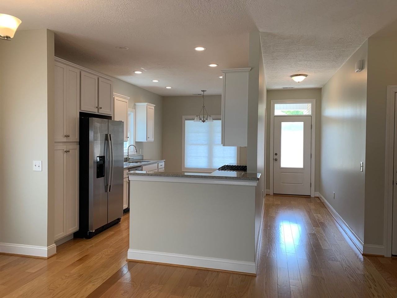 250 Wynwood Cir - Photo 6 of 15