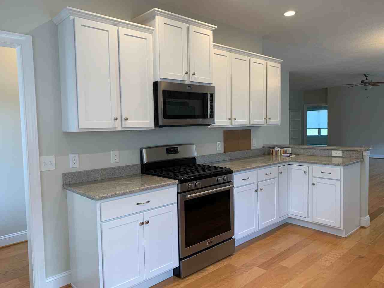 250 Wynwood Cir - Photo 7 of 15