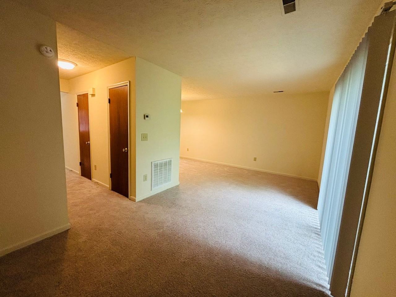 1707 Emerald St - Photo 7 of 17