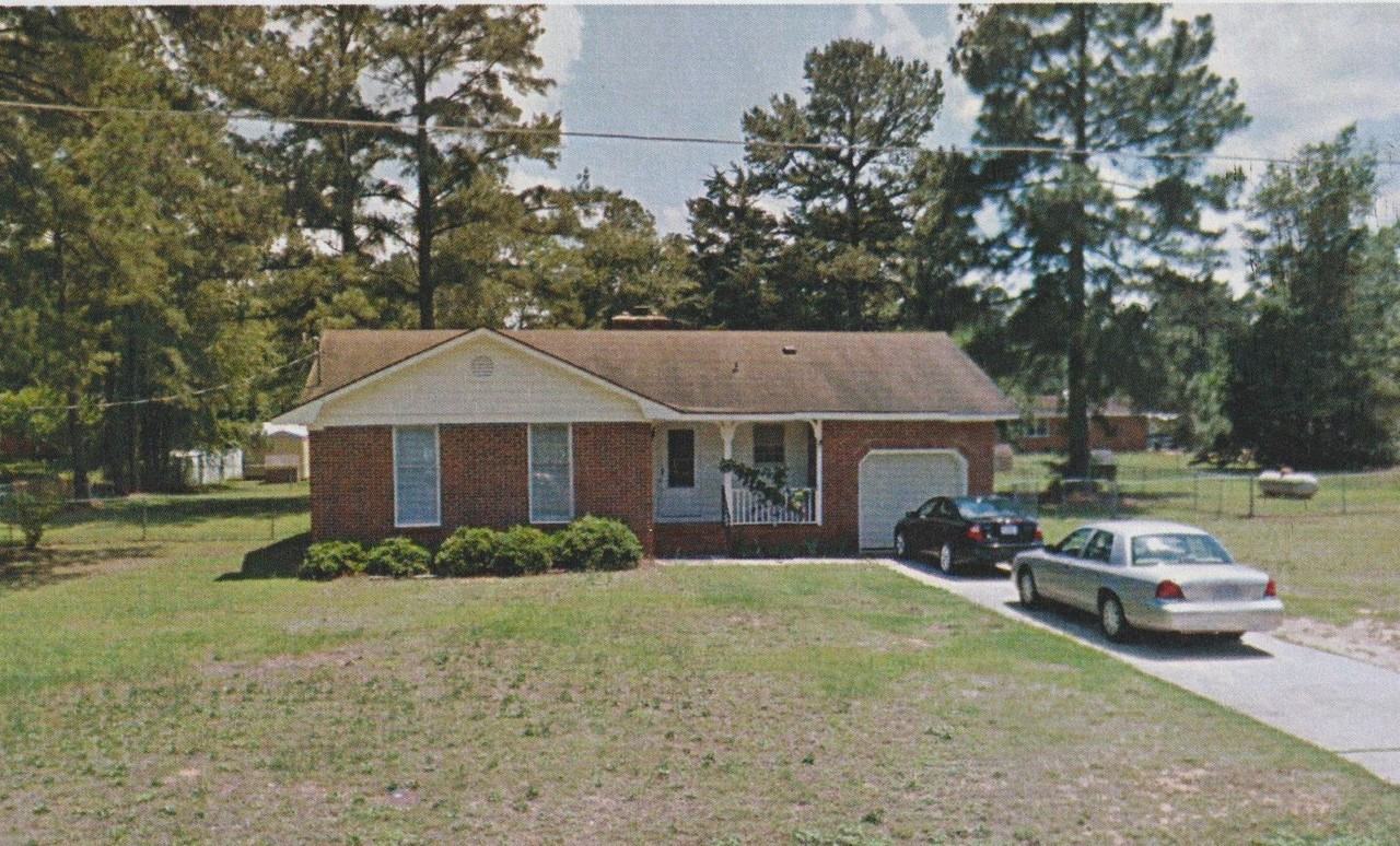 12400 Mckinnon Dr - Photo 2 of 9