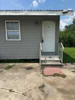 featured image of 2425 1/2 Broad St