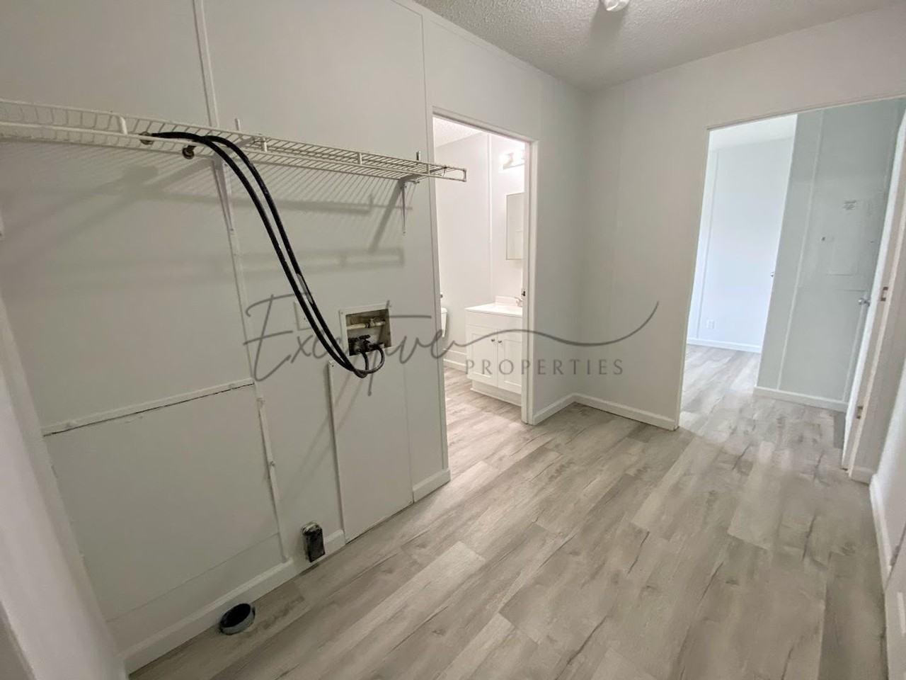 901 Franklin St - Photo 6 of 14