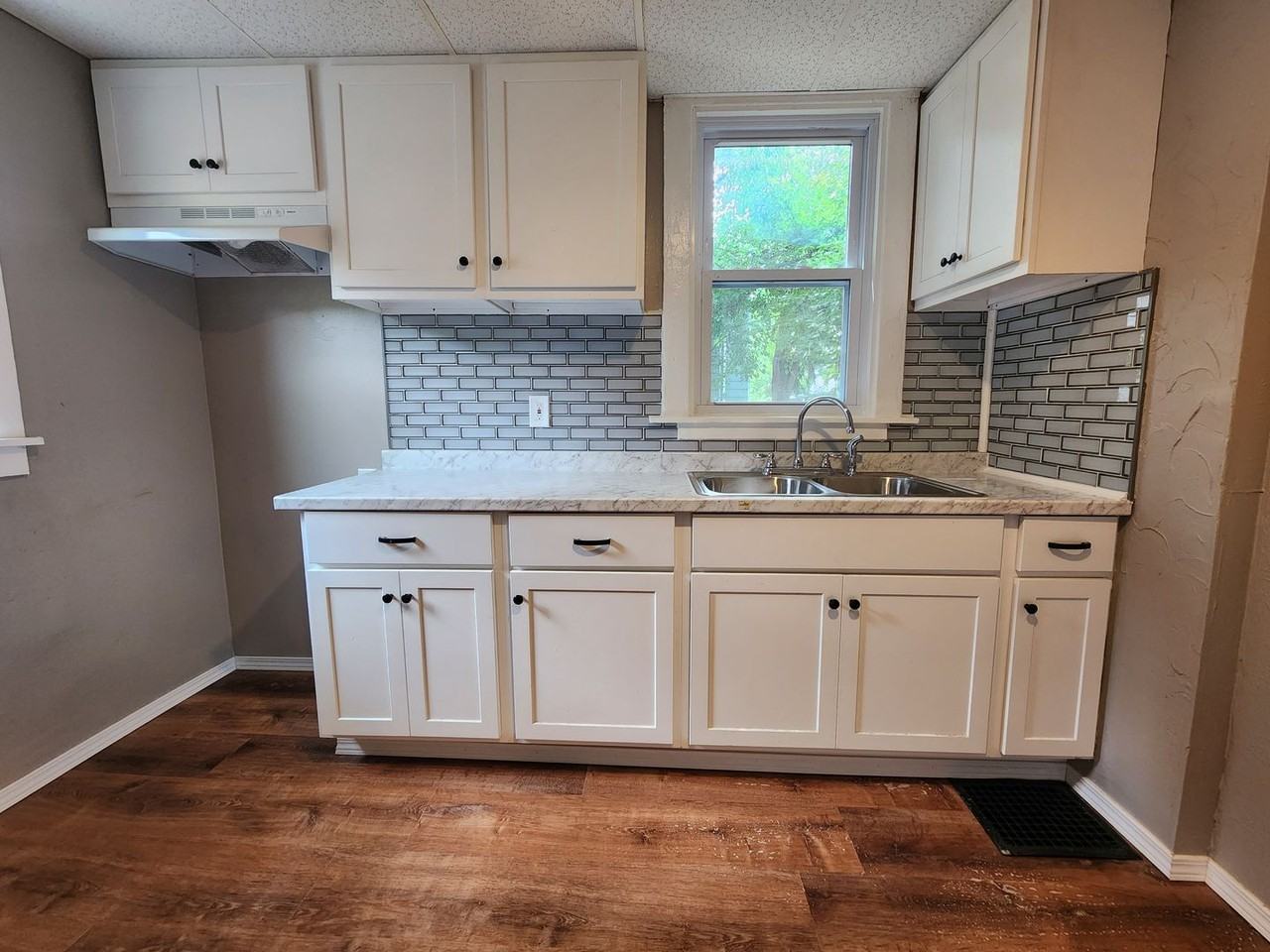 11 Riverview Pl - Photo 4 of 13
