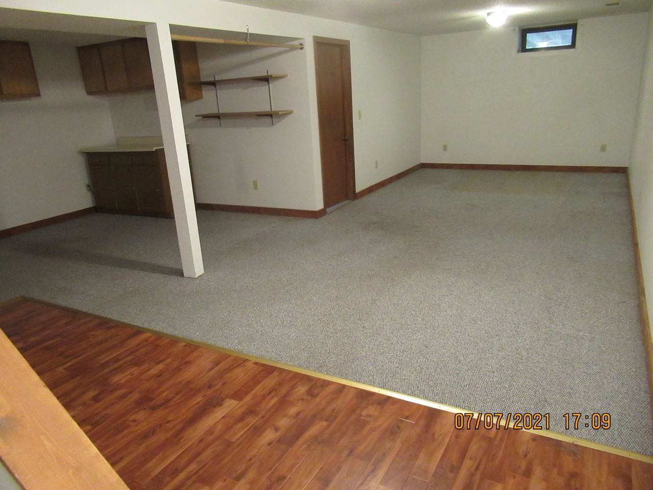 6114 Pine Beach Rd - Photo 7 of 11