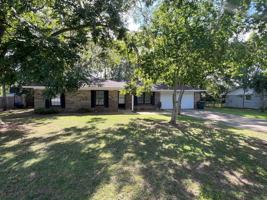 featured image of 201 Biscayne Dr