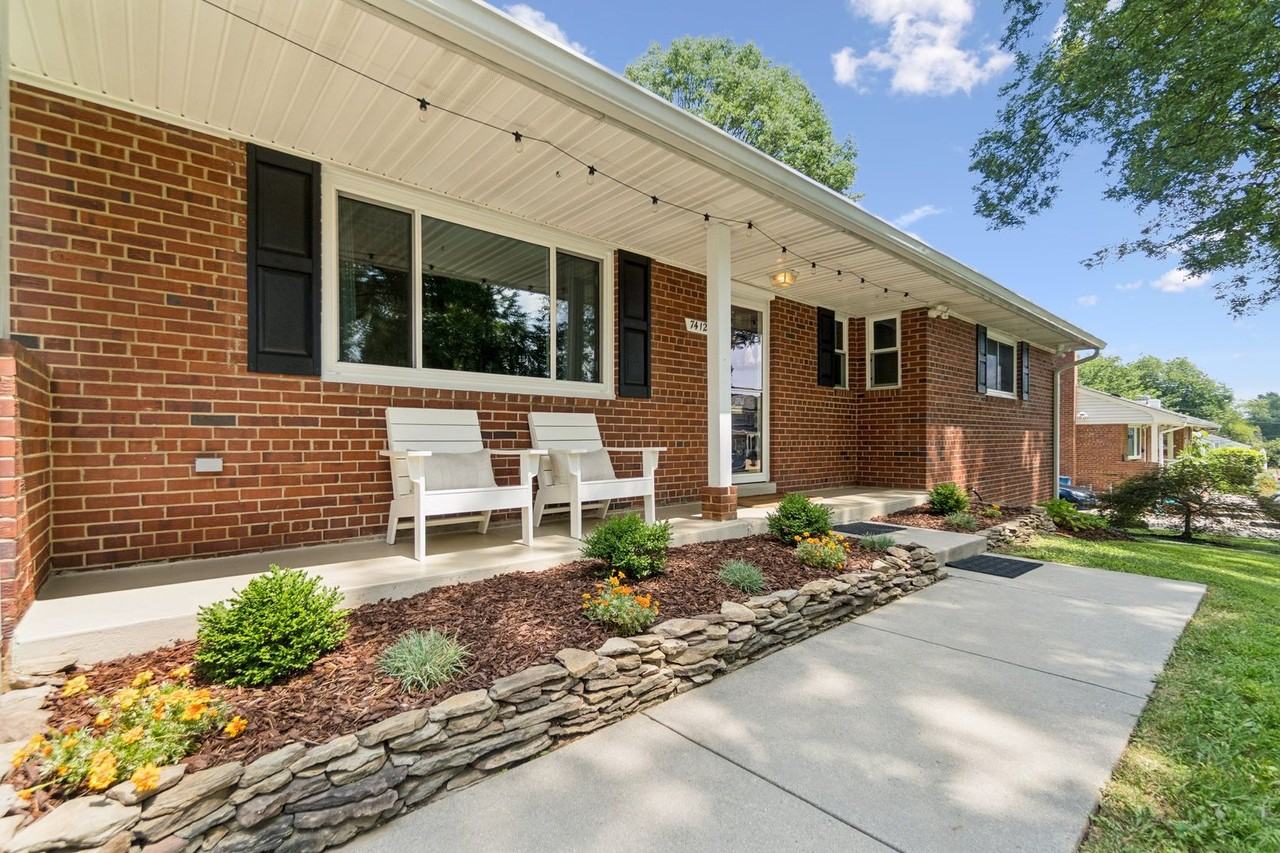 7412 Farnum St - Photo 2 of 27