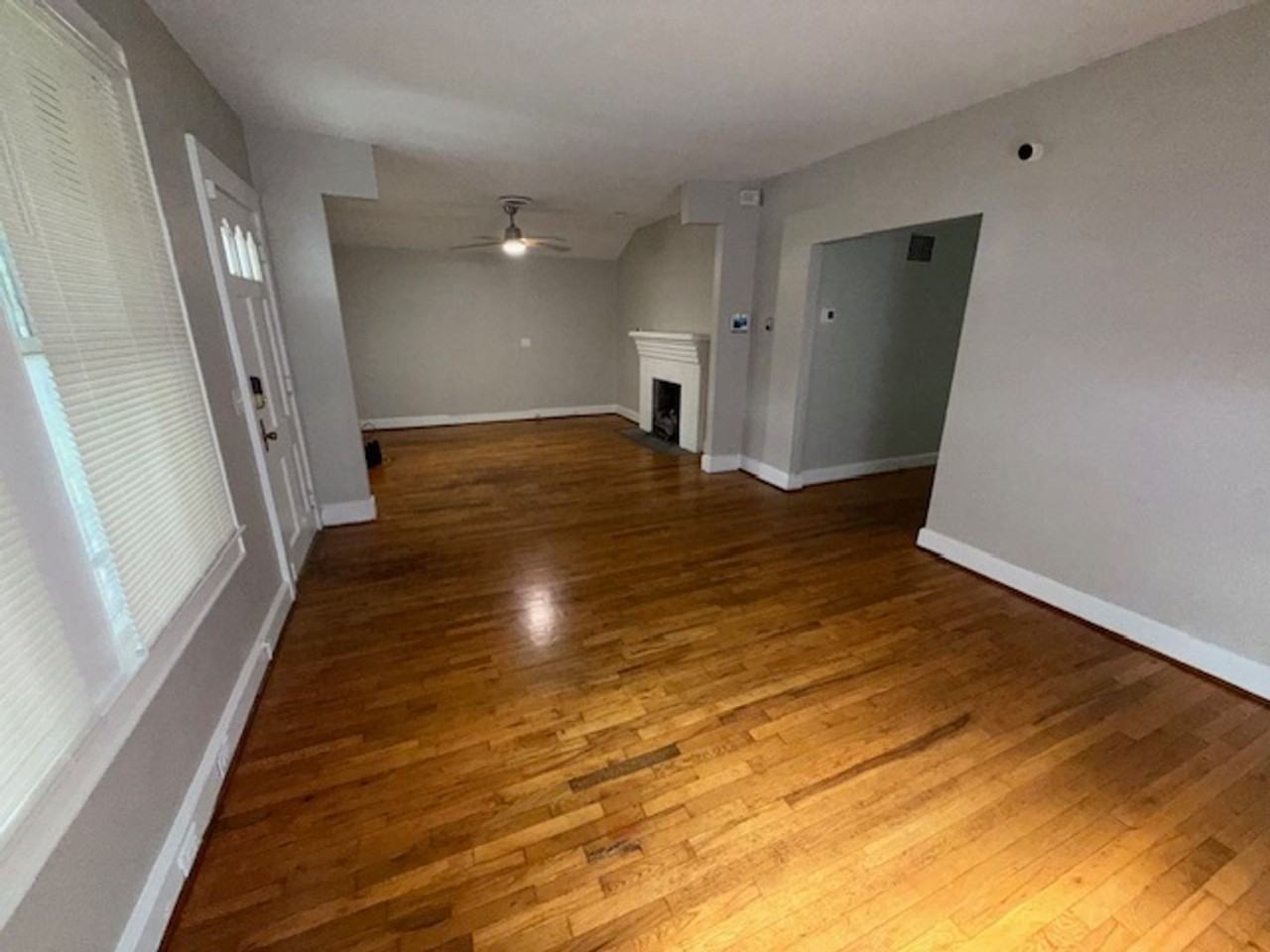 1318 Oak St - Photo 3 of 17